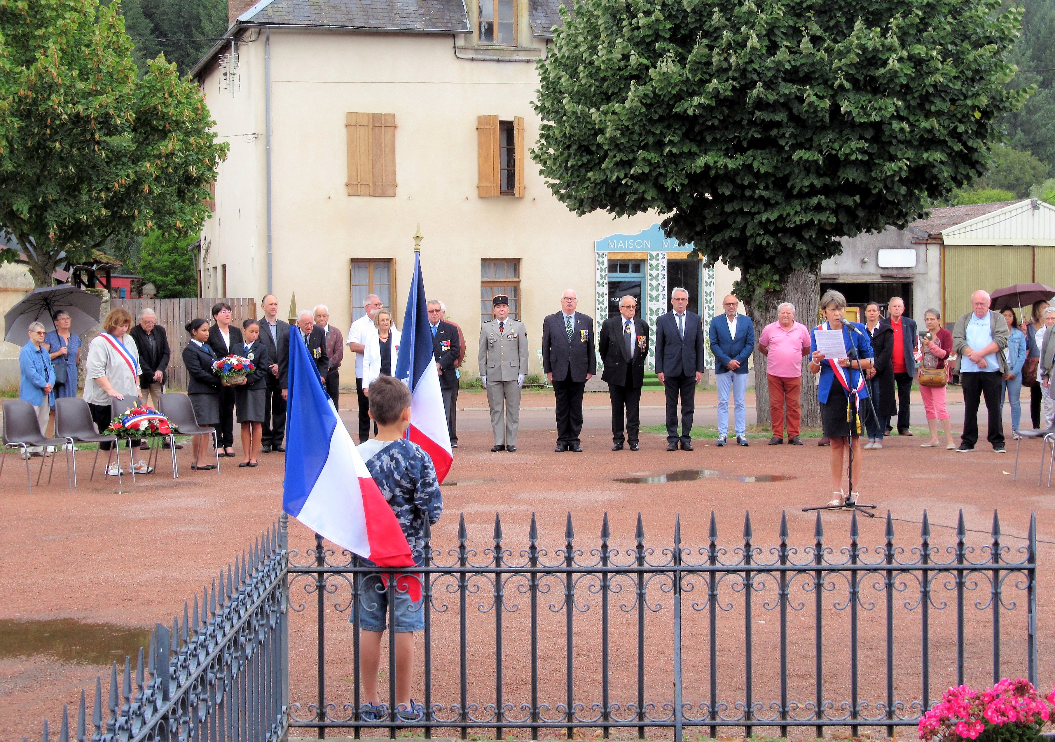 assistance à la cérémonie